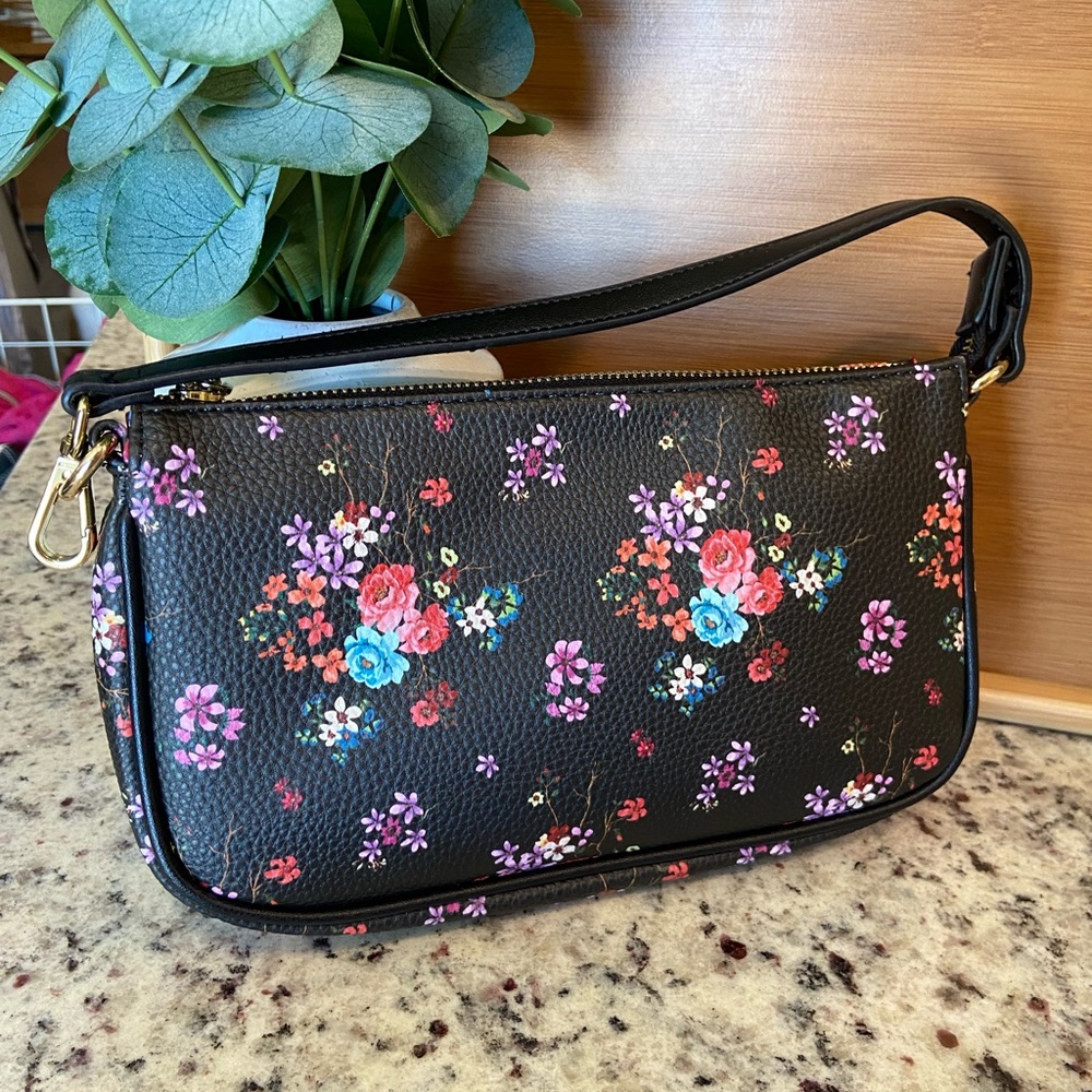 Steve Madden floral wristlet purse